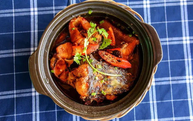 Lang Noi Tan Lap Hotel