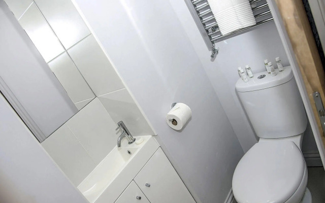 Base Serviced Apartments - City Road