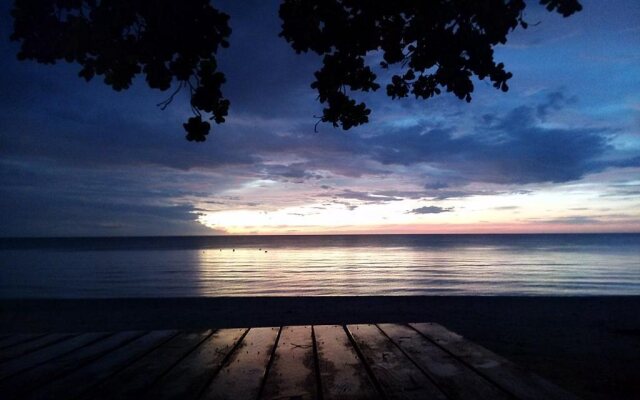 Baan Chomlay Resort