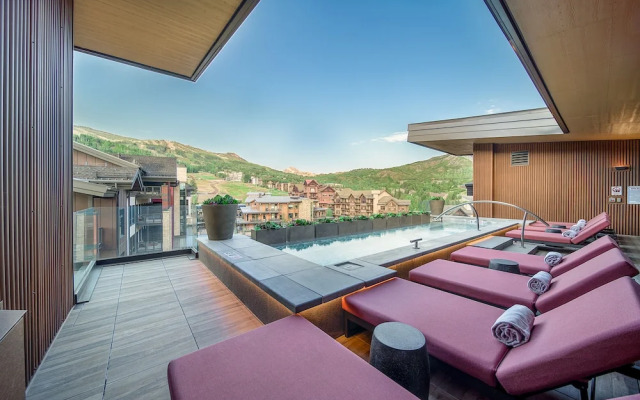 One Snowmass - Snowmass Mountain Lodging