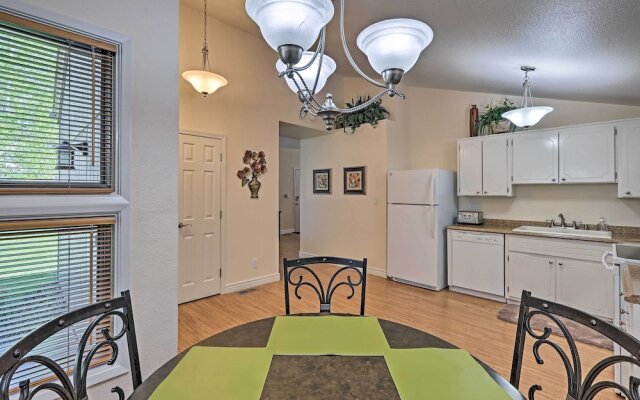 Flagstaff Townhome w/ Deck: Easy Access Downtown!