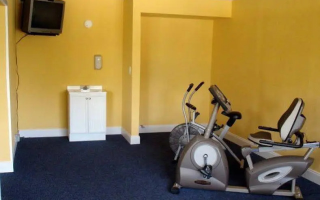 Tropical Inn Palm Bay