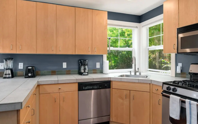Seattle Vacation Home: The Fields of Dreams