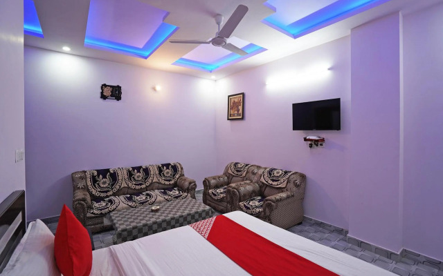 OYO 46441 Five Star Residency