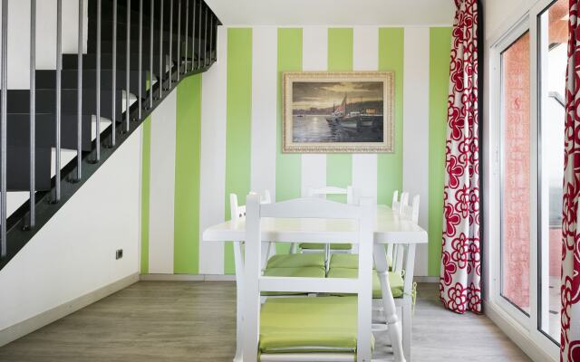 Apartamentos Salles Beach