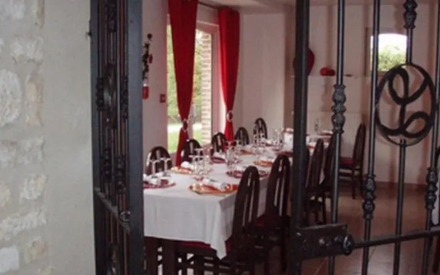 Gite et Chambres dHôtes des Galopins