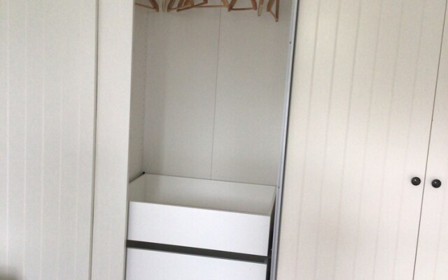 Beautiful Large 4-bed House, Close to Celtic Manor