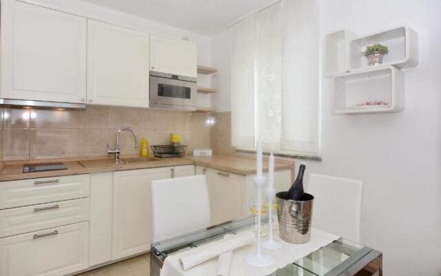 Apartments Maritea