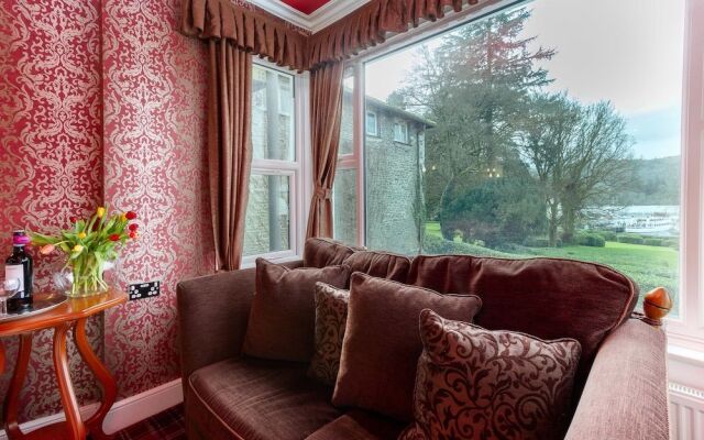Field House Guest House