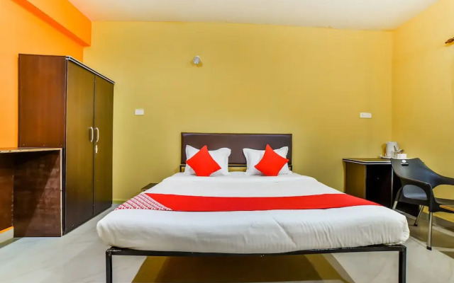 OYO 16005 Sunshine Homes