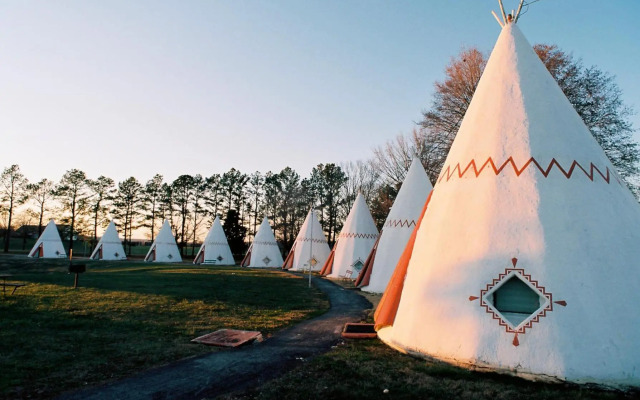 Wigwam Village Inn #2