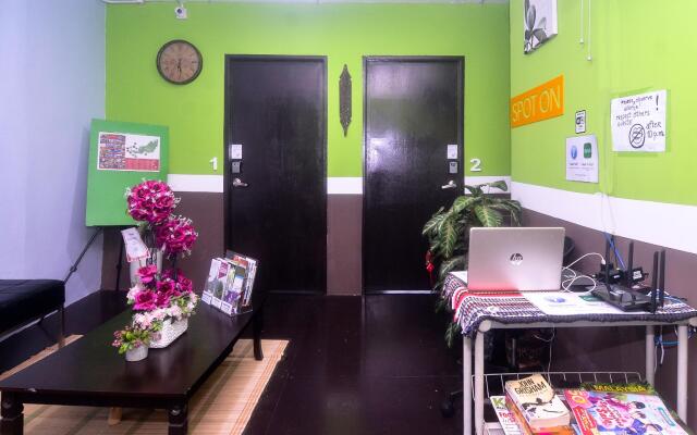 Hotel O Tropical Lodge