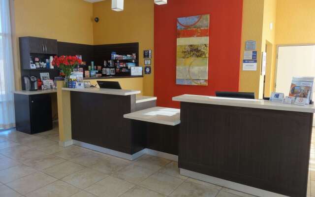 Best Western Plus Bowmanville