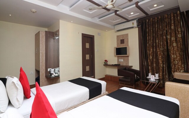 Capital O 18582 Hotel Heaven