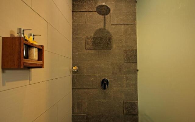 Mina Pelasa Hotel and Resto
