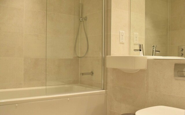 2 Bedroom Flat in Park Royal