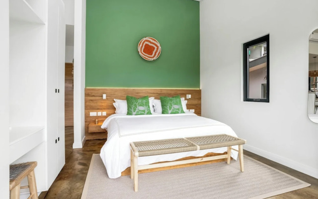 Red Palm Luxury Villas with Private Pools