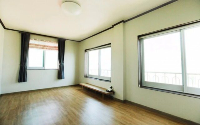 Gangneung Smile Sea Pension