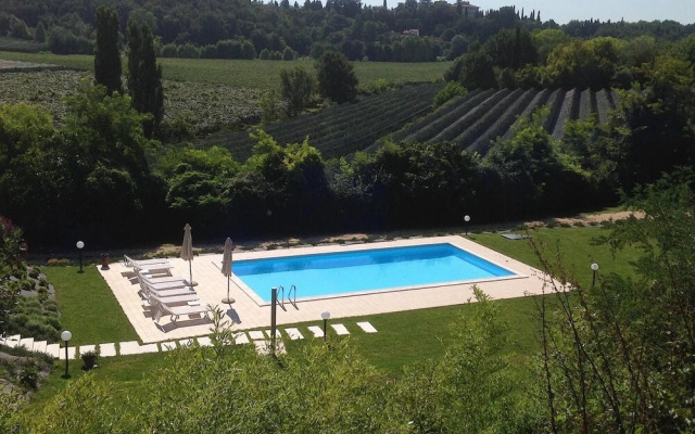 Villa Gasco - 7 Sleeps With Pool in Pacengo di Lazise