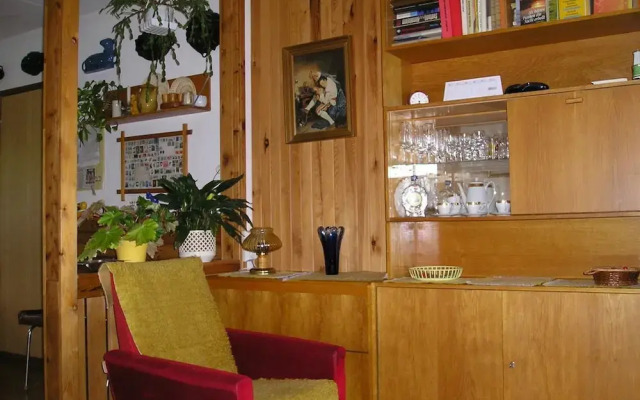 Apartment Pavla With 3 Bedrooms and 1 Bathrooms