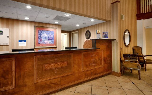 Best Western Plus Russellville Hotel & Suites