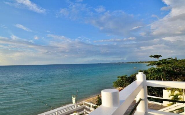 Negril Palm Beach Club