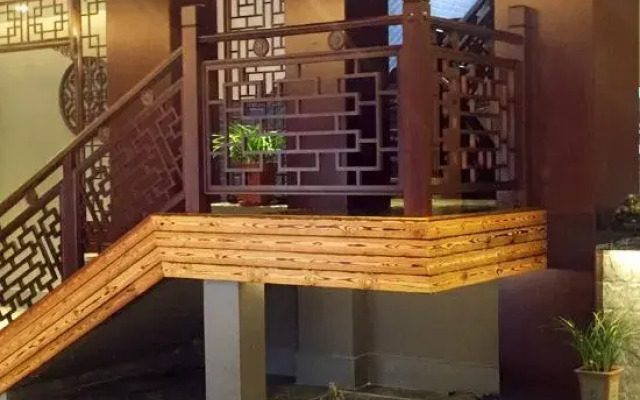Taizhou Qianjiangyue Ancient Inn