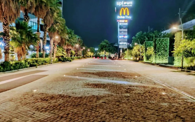 Entire Studio Apt/Suite near Mall/Metro/ExpoMart