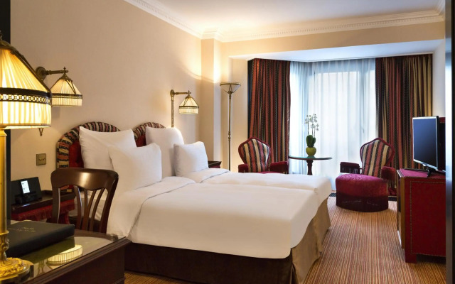 Hotel Barsey by Warwick