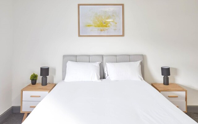 Host Stay Room 8 Clarendon