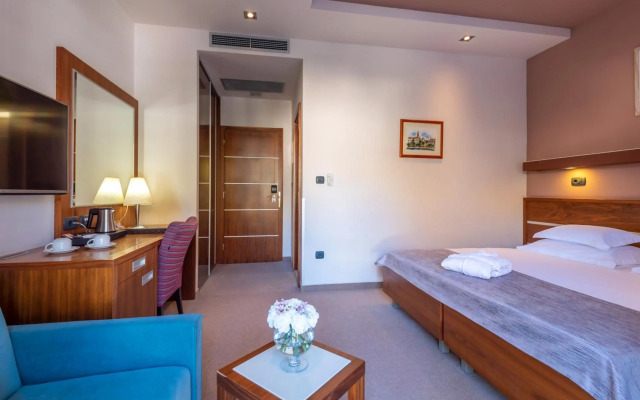 Hotel Plaza Omis