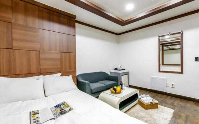MK Hotel