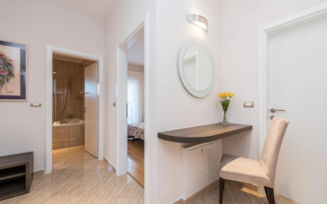 Tomo - with pool - A3(2+2)