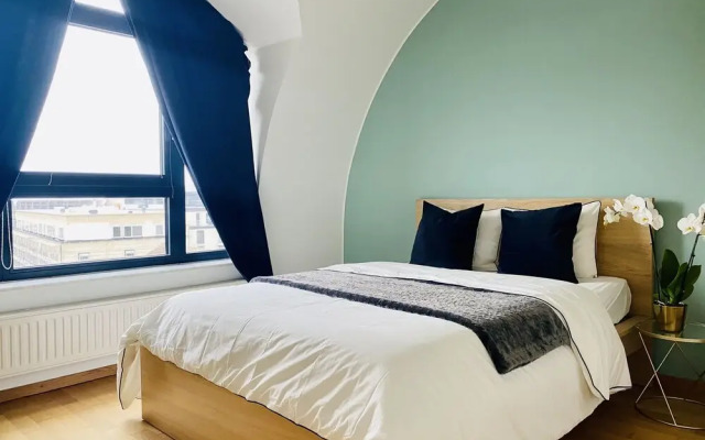 Large Retro Chic Flat 100m2 in City Center - Parking