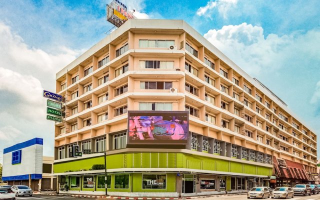 Grand Thara Hotel by OYO Rooms