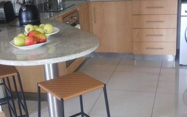 The Pearls of Umhlanga ! - No 1 Apts Private