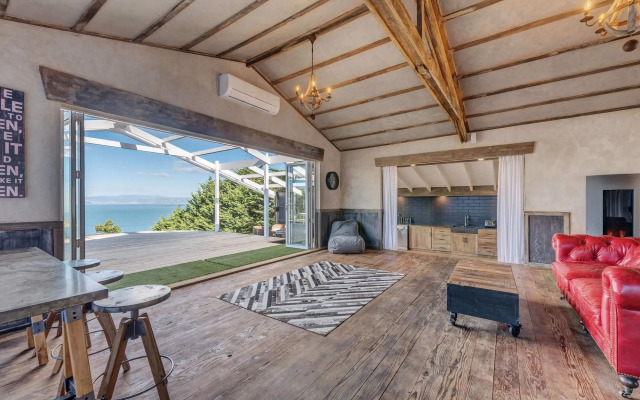 Woodside Bay Chalets