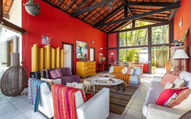 House With Private Beach in Porto Bello Mangaratiba