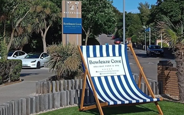 Comfortable Family Caravan in Weymouth