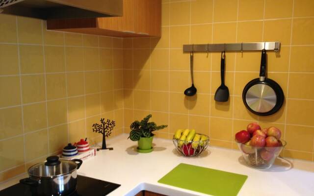 Green Garden Apartments-A