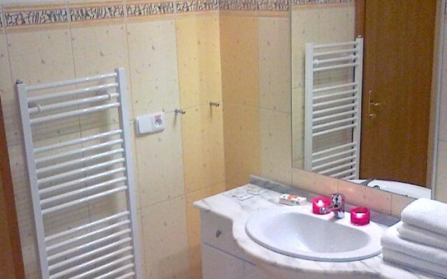 Family hotel Maxim