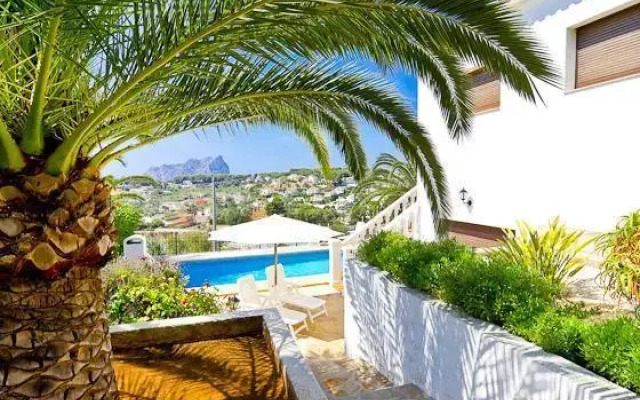 Apartment with views, pool in Benissa