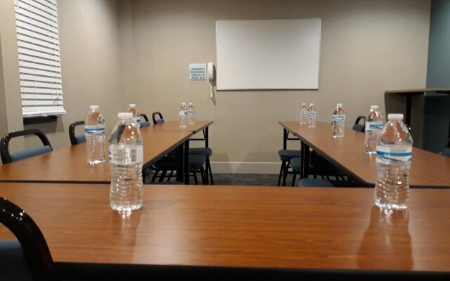 Holiday Inn Express Pittsburgh North by IHG