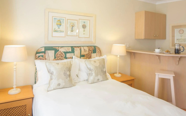 Kingfisher GuestHouse