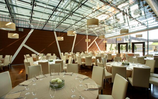 Best Western Plus Atrium Inn & Suites