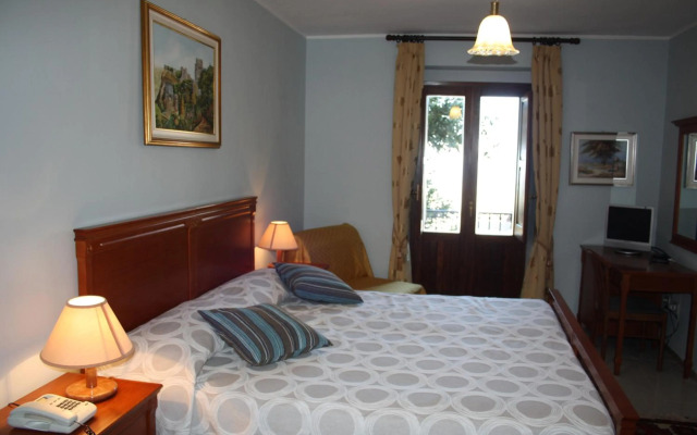 Hotel Edelweiss