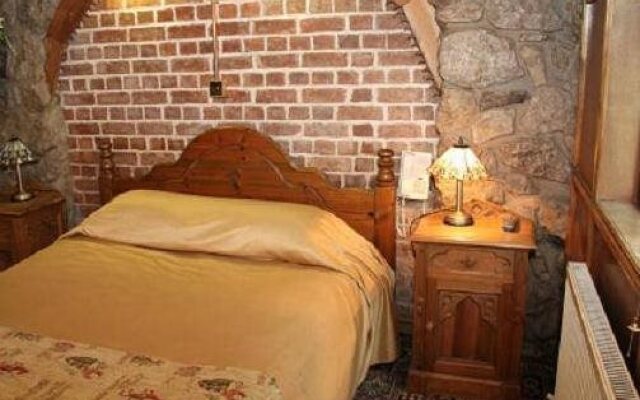 Lyndon House Hotel