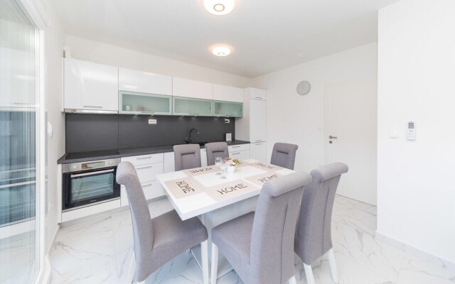 Nice Apartment in Trogir With 2 Bedrooms and Wifi