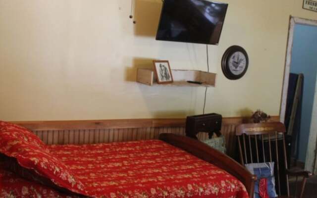 Whispering Pines Bed & Breakfast