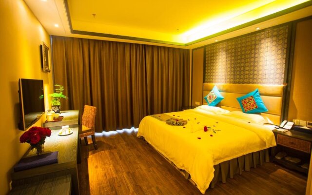 Luoping Rongting Holiday Hotel